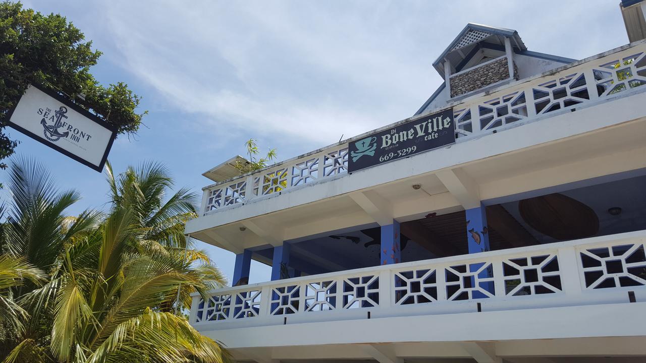 The Sea Front Inn 푼타 고르다 외부 사진